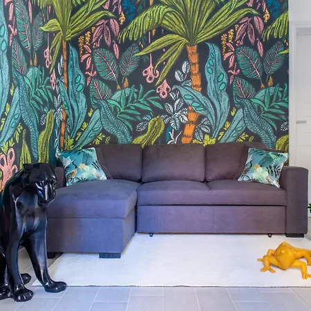 Tropical Boutique